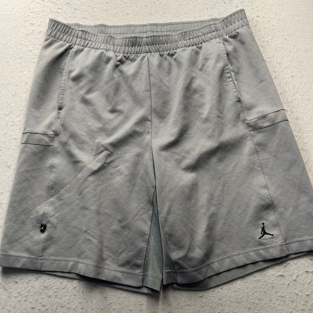 Jordan Mens Basketball Shorts Grey Textured Mesh Jumpman XL Pockets 1950